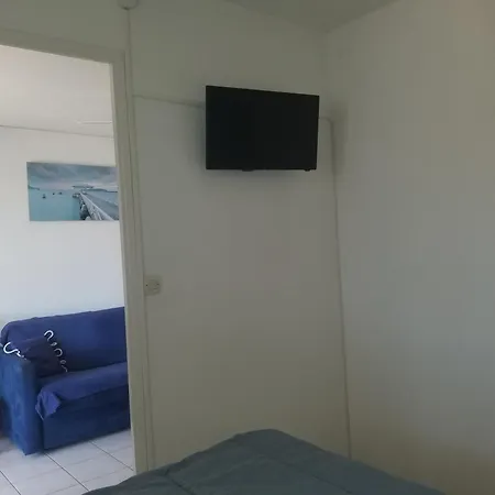 Sete Marina Des Quilles, Grand T2 Climatise, Proche Plage, Parking Prive Exterior photo